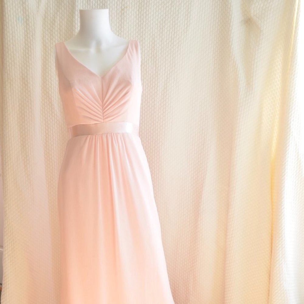 *HOST PICK!!* David's Bridal Sleeveless Chiffon Ruffle Dress